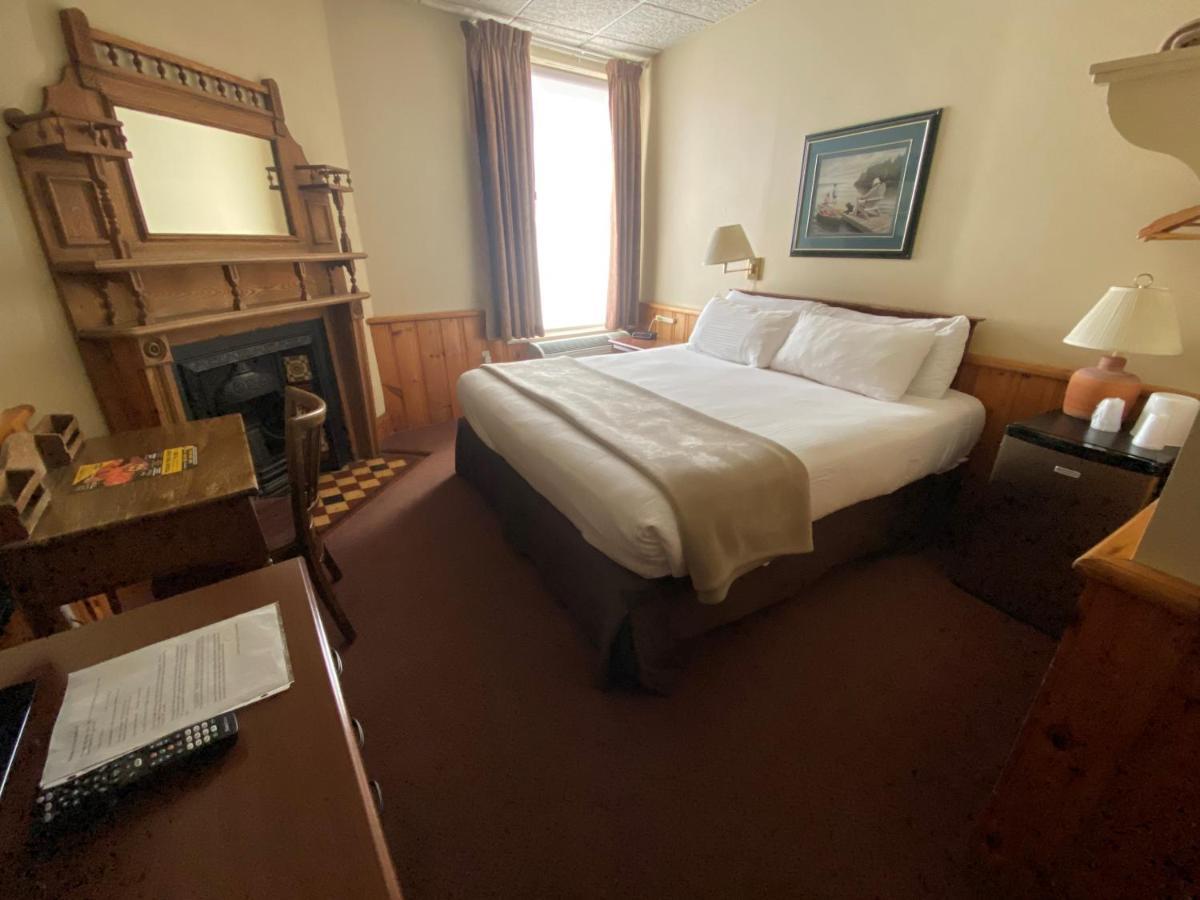 Hotel Bedford Goderich Buitenkant foto